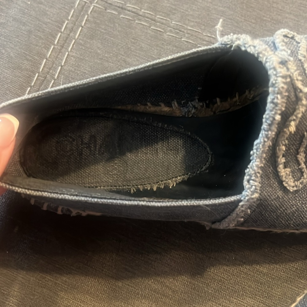 CC Espadrilles - Picture 3 of 3